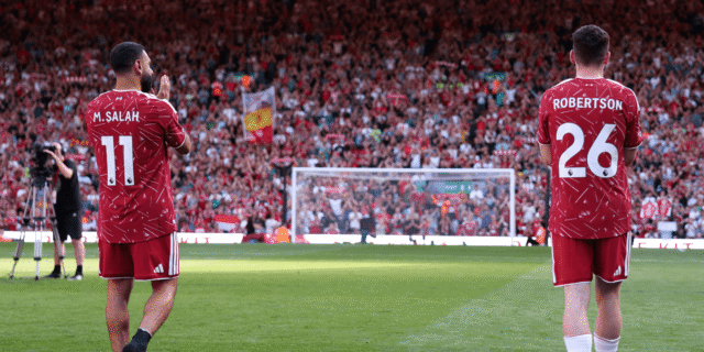 salah-and-robertson-final-game.png