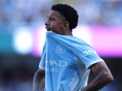 Spurs iniciam negociações para contratar extremo por muito dinheiro