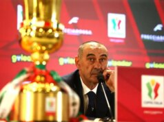 Maurizio Sarri se aproxima do retorno do Napoli, com contrato pronto