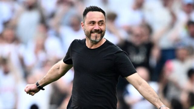 tottenham-hotspur-manager-roberto-de-zerbi-celebrates-after-the-match-2.JPG