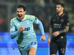 O Chelsea está interessado em Andrea Cambiaso, da Juventus, já que os Bianconeri provavelmente se juntarão a eles