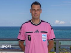 Copa do Mundo de 2026: Por que o árbitro Uruguai-Arábia Saudita está vestido de rosa?