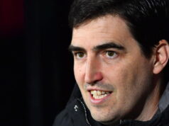 Liverpool nomeia ex-técnico do Bournemouth para um contrato de dois anos enquanto o time da Premier League encontra um substituto
