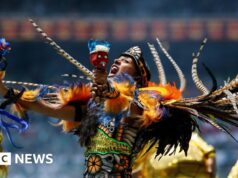 A Copa do Mundo começa no México com Shakira, dança e protestos
