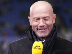 Pundit não quer que Madueke seja titular pela Inglaterra, mesmo que Saka esteja lesionado