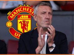 Wilcox ‘encantado’ depois que Heaton assinou novo contrato com o United
