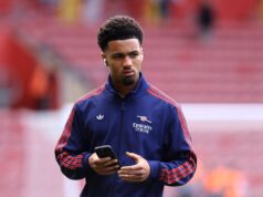 Newcastle United leva a sério a contratação do jovem do Arsenal