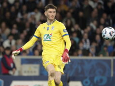 Newcastle fecha acordo para Ewen Jaouen