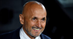 Spalletti não tem intenção de deixar a Juventus, apesar dos golpes de transferência