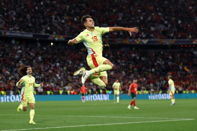 Martin-Zubimendi-celebrating.jpg