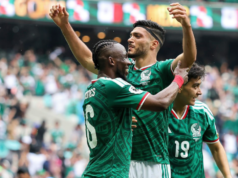 México demoliu a África do Sul para abrir a Copa do Mundo