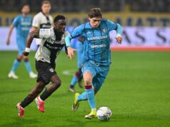 Newcastle United quer vencer o Arsenal para ser o melhor zagueiro da Série A