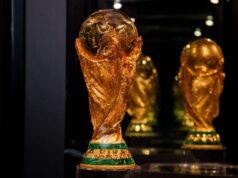 O escândalo de correção pontual da Copa do Mundo da FIFA se desenrola à medida que as suspeitas de cartão amarelo são reveladas