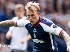 Calvin Miller: Hearts concorda em um contrato de três anos com o extremo do Falkirk antes de sua mudança em 25 de junho