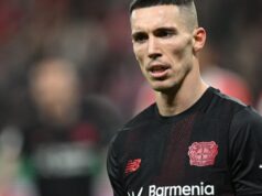 ‘Quero voltar à La Liga’: alvo do lateral do Barcelona abre portas para saída no verão