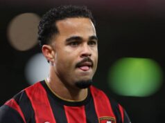 O ex-jogador da Roma Justin Kluivert pode retornar à Série A