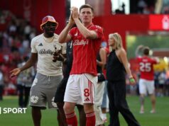 Elliot Anderson: Manchester City teve segunda oferta pelo meio-campista do Nottingham Forest rejeitada
