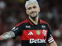 A maior ameaça de grupo da Espanha se aproxima, já que o craque uruguaio pode perder a Copa do Mundo: quem pode substituí-lo e quando?
