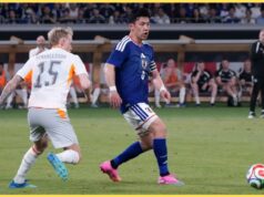 Wataru Endo confirmou sua aposentadoria do futebol internacional