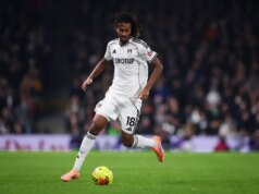 Fulham negociará salário mais baixo para Iona Kusi-Asare