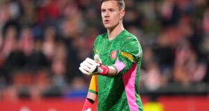 Barcelona luta para encontrar pretendente para estrela indesejada, já que o Ajax não consegue atender às demandas financeiras