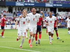 A estrela do Arsenal, Declan Rice, abre o placar no último amistoso da Inglaterra contra a Costa Rica