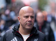 Ex-técnico do Liverpool procurado pelo Celtic