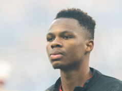 O Manchester United está considerando uma transferência para o meio-campista de 23 anos