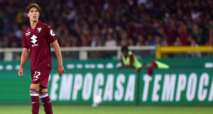 Everton pretende contratar ex-meio-campista do Chelsea
