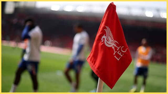 liverpool-corner-flag.jpg