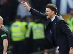 Os Rangers podem esquecer Rohl contratando imediatamente o melhor treinador da liga.