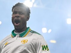 Inter e Tottenham avançam por Evan Dika