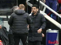 Eddie Howe passou para o segundo lugar na lista de sobrevivência dos treinadores da Premier League