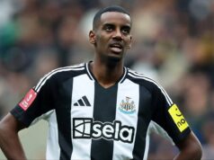 Newcastle chega a um acordo para assinar o próximo Isak de Howe
