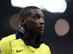 Kolo Muani está aberto ao retorno da Juventus após uma passagem pelo Tottenham, enquanto as negociações de transferência de 30 milhões continuam