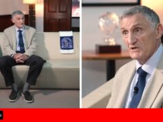 Tony Mowbray revela seu plano para Blackburn e fala sobre suas batalhas contra o câncer e a saúde.