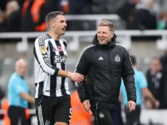 Eddie Howe disse isso depois que Fabian Schar concordou em permanecer no Newcastle United