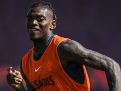 Raffaele Leo: O Arsenal tem chance de destruir a transferência do Man United para a estrela do Milan – notícias do Man United e notícias de transferência