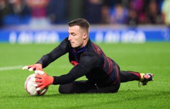 O goleiro do Barcelona à beira da surpresa transferiu 3 milhões de euros para o Panathinaikos