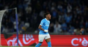 Alisson Santos, do Napoli: relembrando o impacto inesperado do extremo na Série A