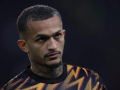 Wesley é banido da Copa do Mundo e jogador volta a Roma