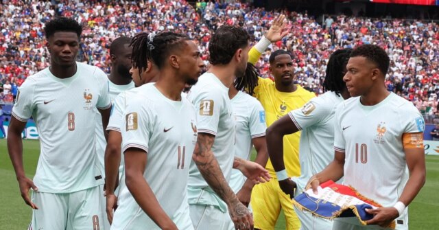 1782576835_France-Sweden-which-could-cause-the-loss-of-the-Blues.jpg