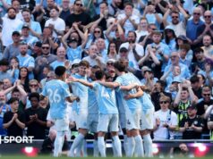 Ingressos para o Man City: clube oferecerá ingressos para jogos por £ 10 para adultos locais
