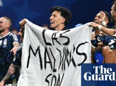 ‘Malvinas são argentinas’: campeões da Copa do Mundo comemoram vitória sobre a Inglaterra com bandeira das Malvinas | Campeonato Mundial de 2026