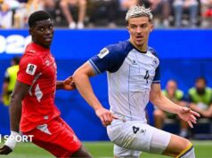 Leeds United contrata o zagueiro Muharemovic por £ 34,1 milhões