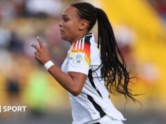 Super Feminina: Lisa Baum, melhor artilheira da Alemanha