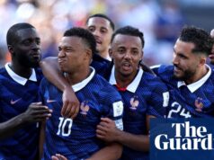 A seleção francesa usa aviões de deportação ICE para viagens da Copa do Mundo | Administração Trump