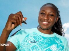 Kadidiatou Diani: Leoa de Londres assina com a França por mais de £ 500.000