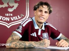 Aston Villa anunciou o empréstimo do extremo do Chelsea, Alejandro Garnacho