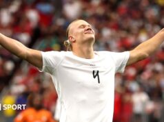 Copa do Mundo de 2026: Erling Haaland pressiona para levar a Noruega ao primeiro grande torneio em 26 anos